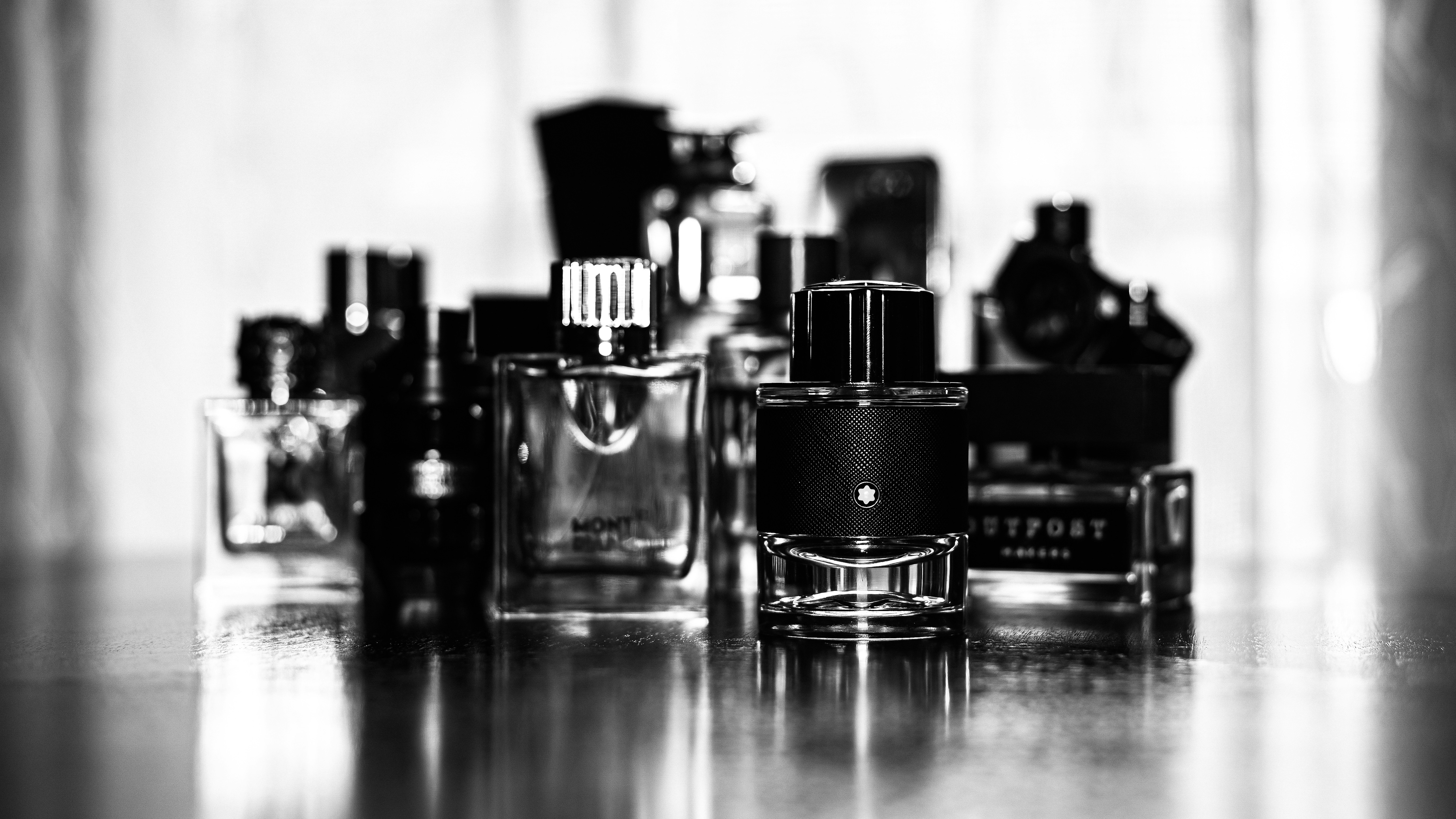 Club de Nuit Intense fragrance